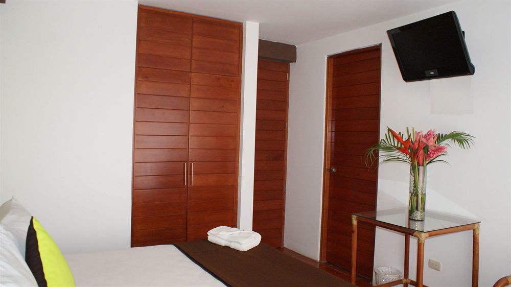 איקיטוס Amazon Hotel מראה חיצוני תמונה
